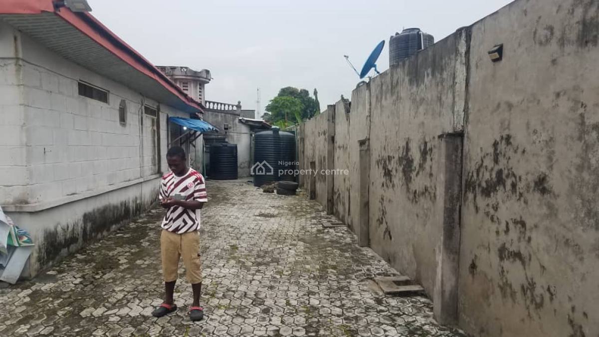 Bottle Water Factory Sitting on 671sqm2 Facing Major Road, Badore, Ajah, Lagos, Factory for Sale