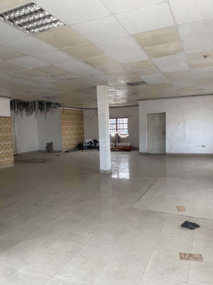 Open Space Measuring 110sqm Facing Expressway, Facing Expressway By Chevron  Traffic Light, Lekki Expressway, Lekki, Lagos, Office Space for Rent