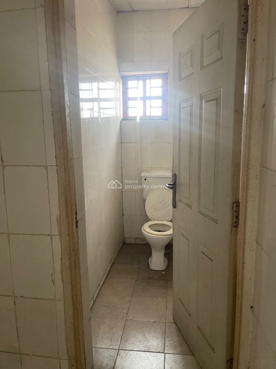 Open Space Measuring 110sqm Facing Expressway, Facing Expressway By Chevron  Traffic Light, Lekki Expressway, Lekki, Lagos, Office Space for Rent