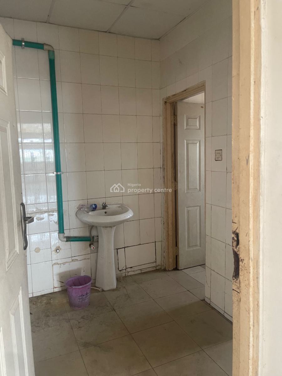 Open Space Measuring 110sqm Facing Expressway, Facing Expressway By Chevron  Traffic Light, Lekki Expressway, Lekki, Lagos, Office Space for Rent