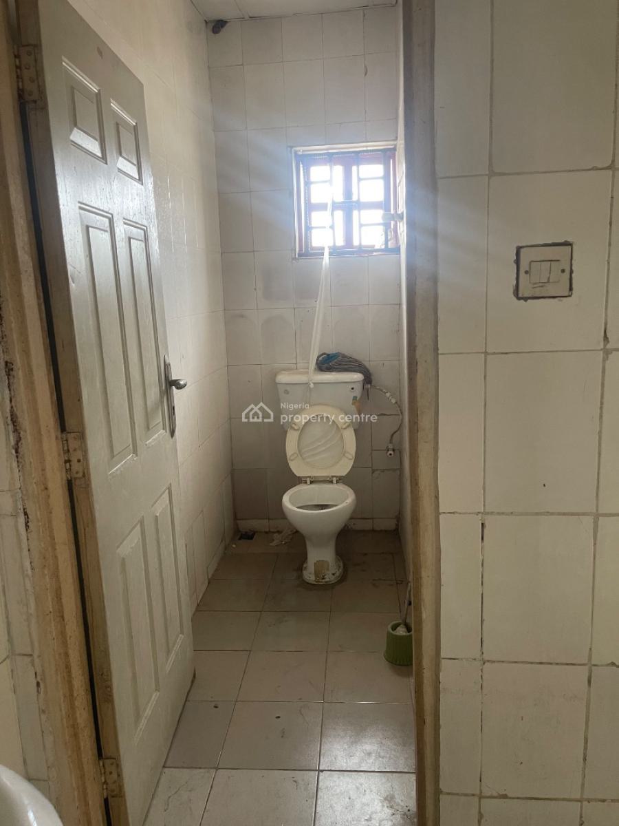 Open Space Measuring 110sqm Facing Expressway, Facing Expressway By Chevron  Traffic Light, Lekki Expressway, Lekki, Lagos, Office Space for Rent