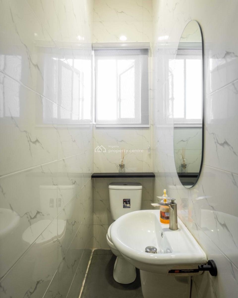 Luxury Two Bedroom with Excellent Features, Lekki Phase 1, Lekki, Lagos, Flat / Apartment Short Let