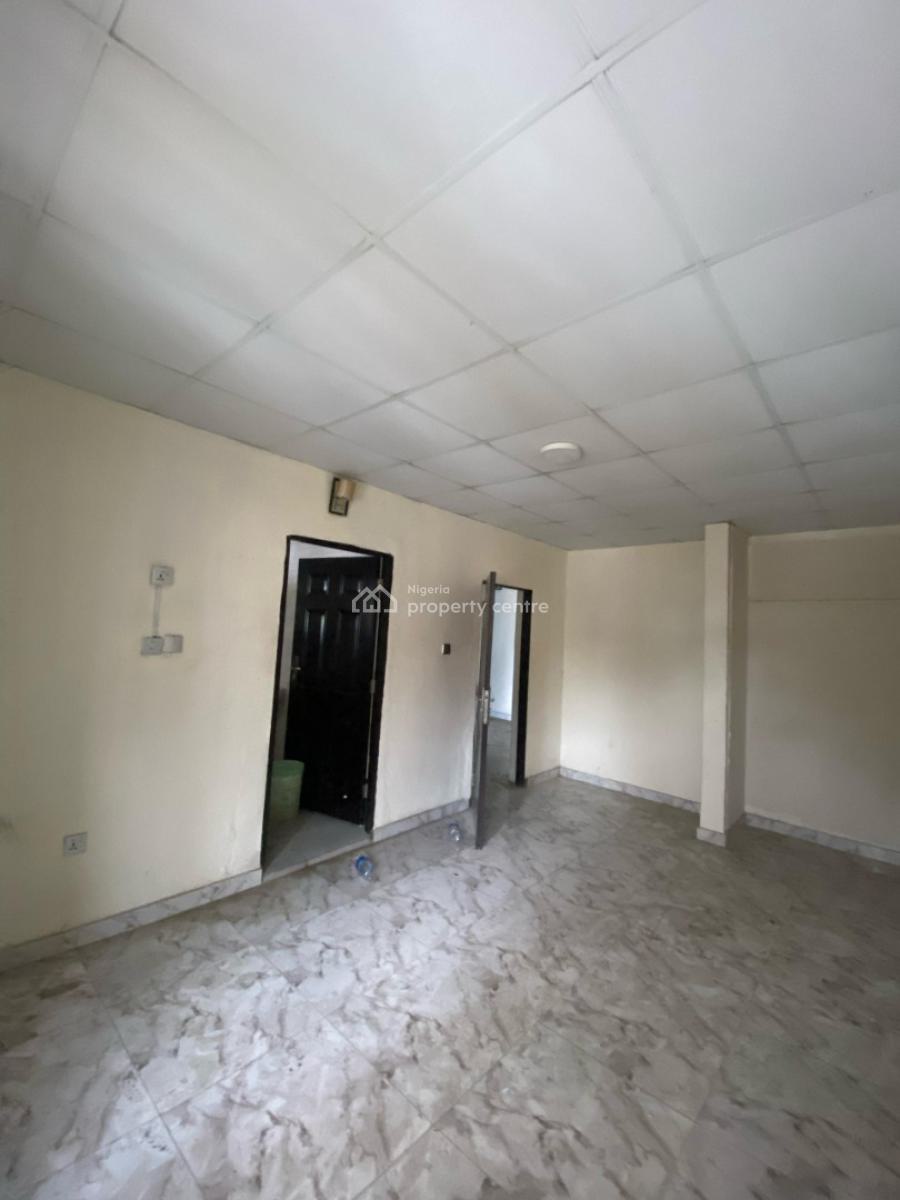 Luxurious 4-bedroom Semi-detached Duplex with Bq, Chevron, Lekki, Lagos, Semi-detached Duplex for Sale