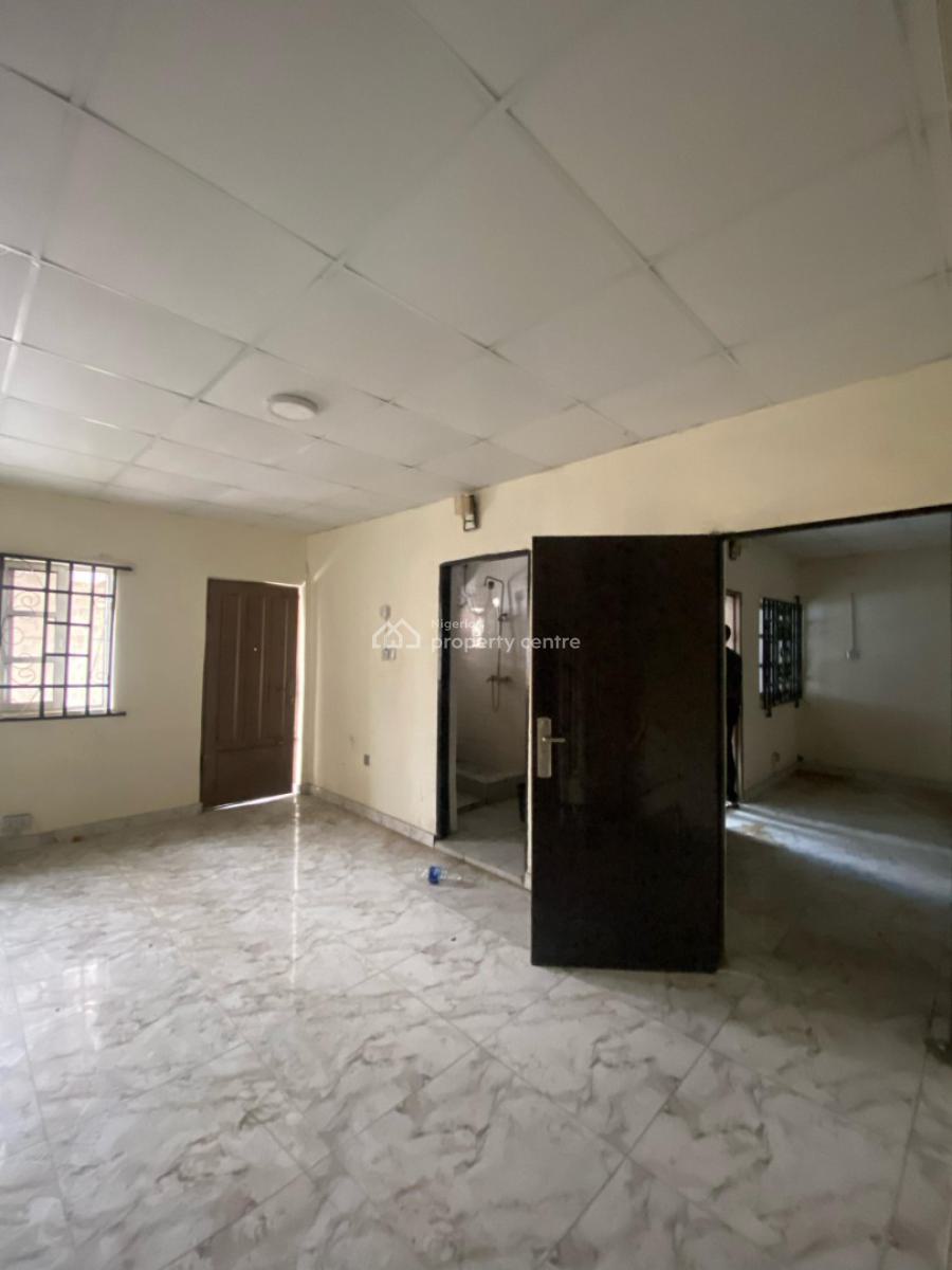Luxurious 4-bedroom Semi-detached Duplex with Bq, Chevron, Lekki, Lagos, Semi-detached Duplex for Sale