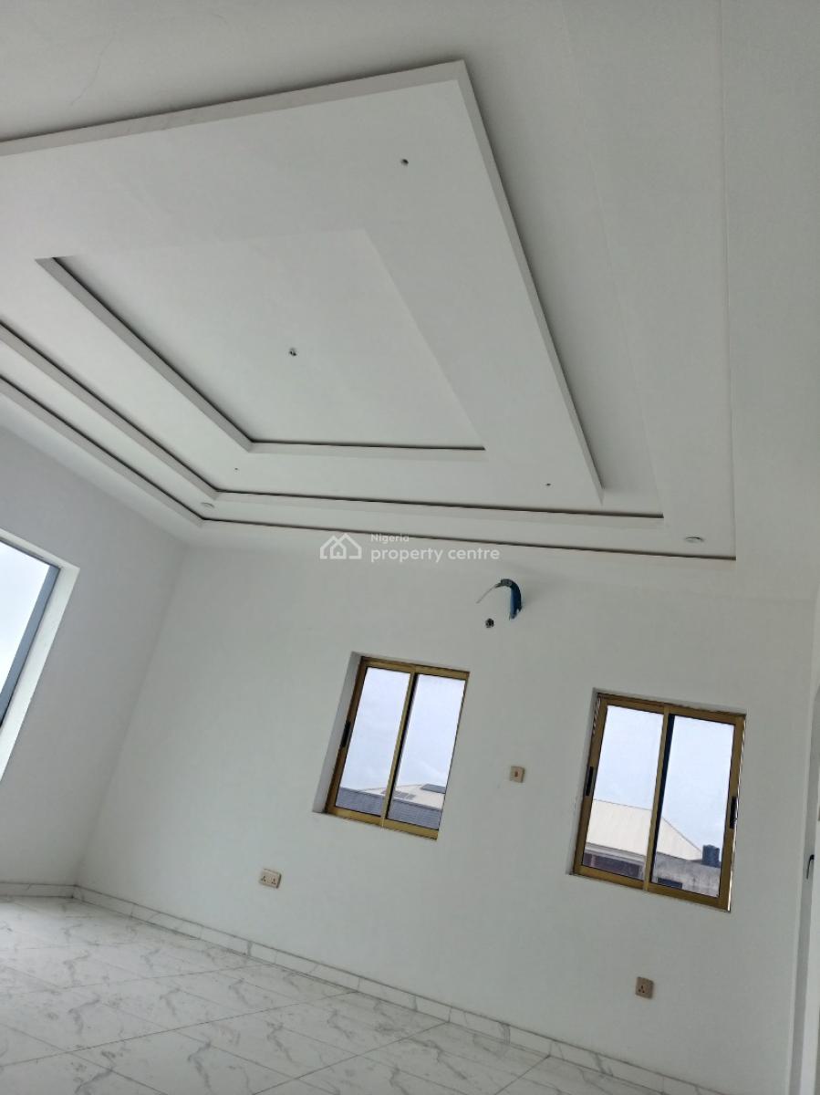 Brand New Shop, Awoyaya, Awoyaya, Ibeju Lekki, Lagos, Shop for Rent