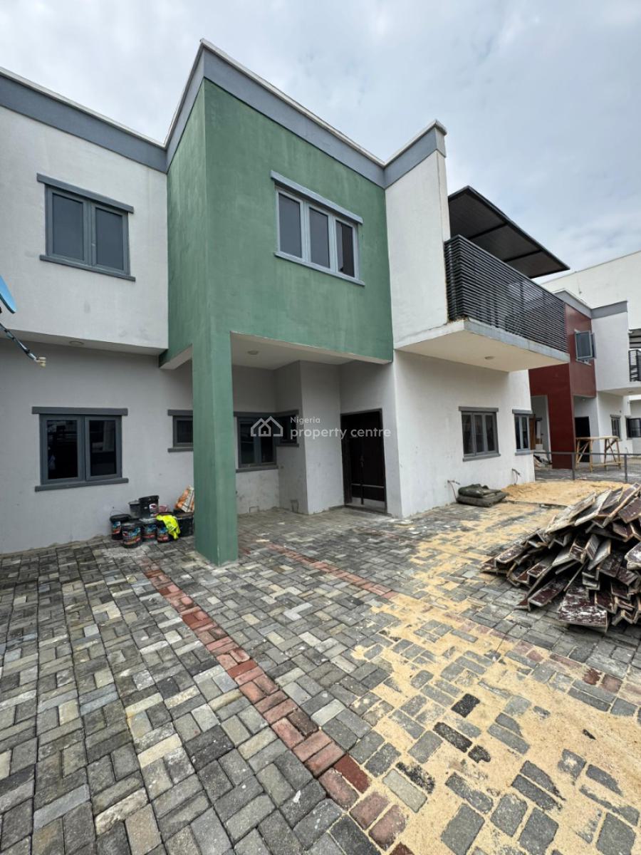 Well Maintained Super Spacious  4 Bedroom Terrace Duplex, Ologolo, Lekki, Lagos, Terraced Duplex for Sale