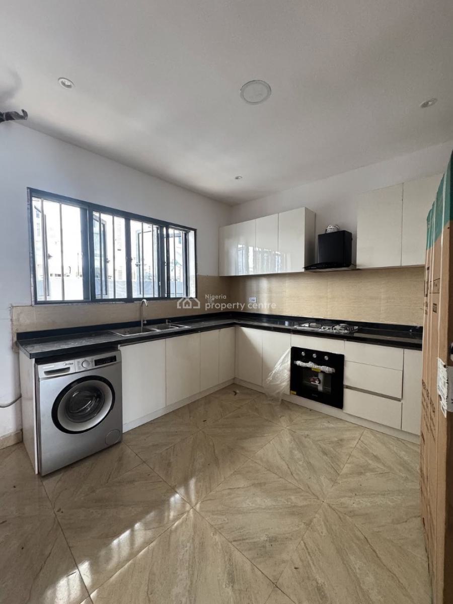 Lovely 4 Bedroom Terrace Duplex with Swimming Pool, Lekki Phase 1, Lekki, Lagos, Terraced Duplex for Rent