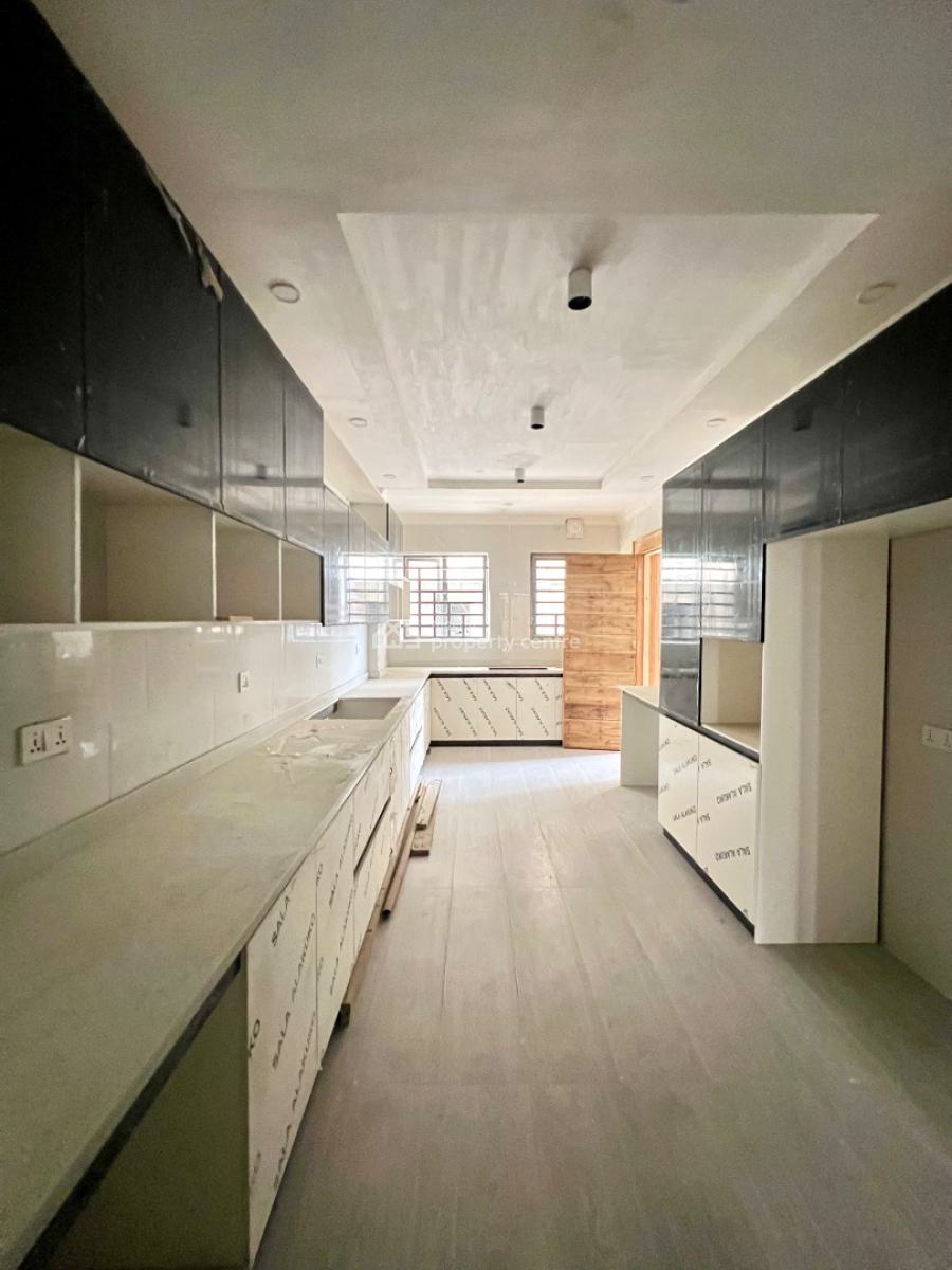 Newly Built 4 Bedroom Apartment with Bq, Cinema and Elevator, Lekki Phase 1, Lekki, Lagos, Flat / Apartment for Sale