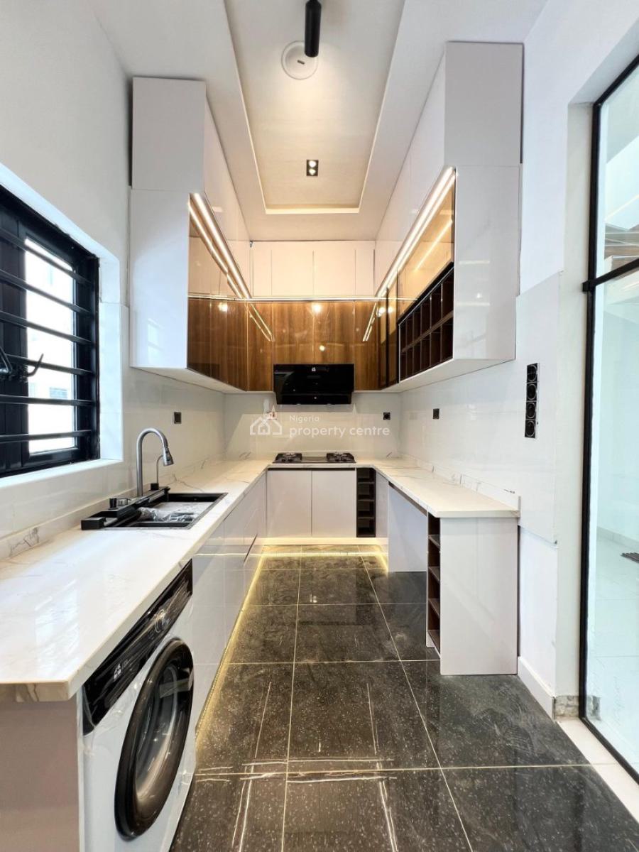 Luxurious Duplex, Ikota, Lekki, Lagos, Semi-detached Duplex for Sale