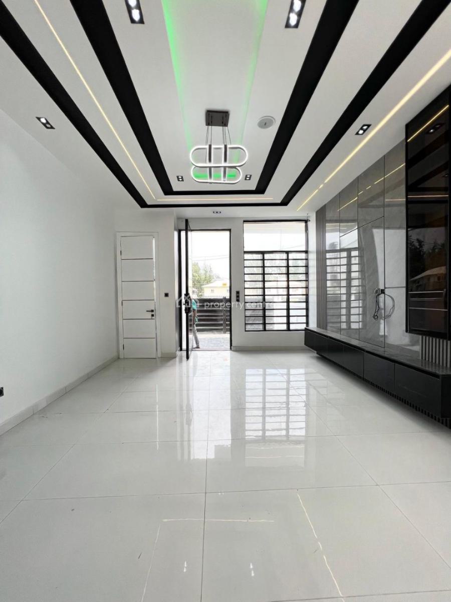 Luxurious Duplex, Ikota, Lekki, Lagos, Semi-detached Duplex for Sale