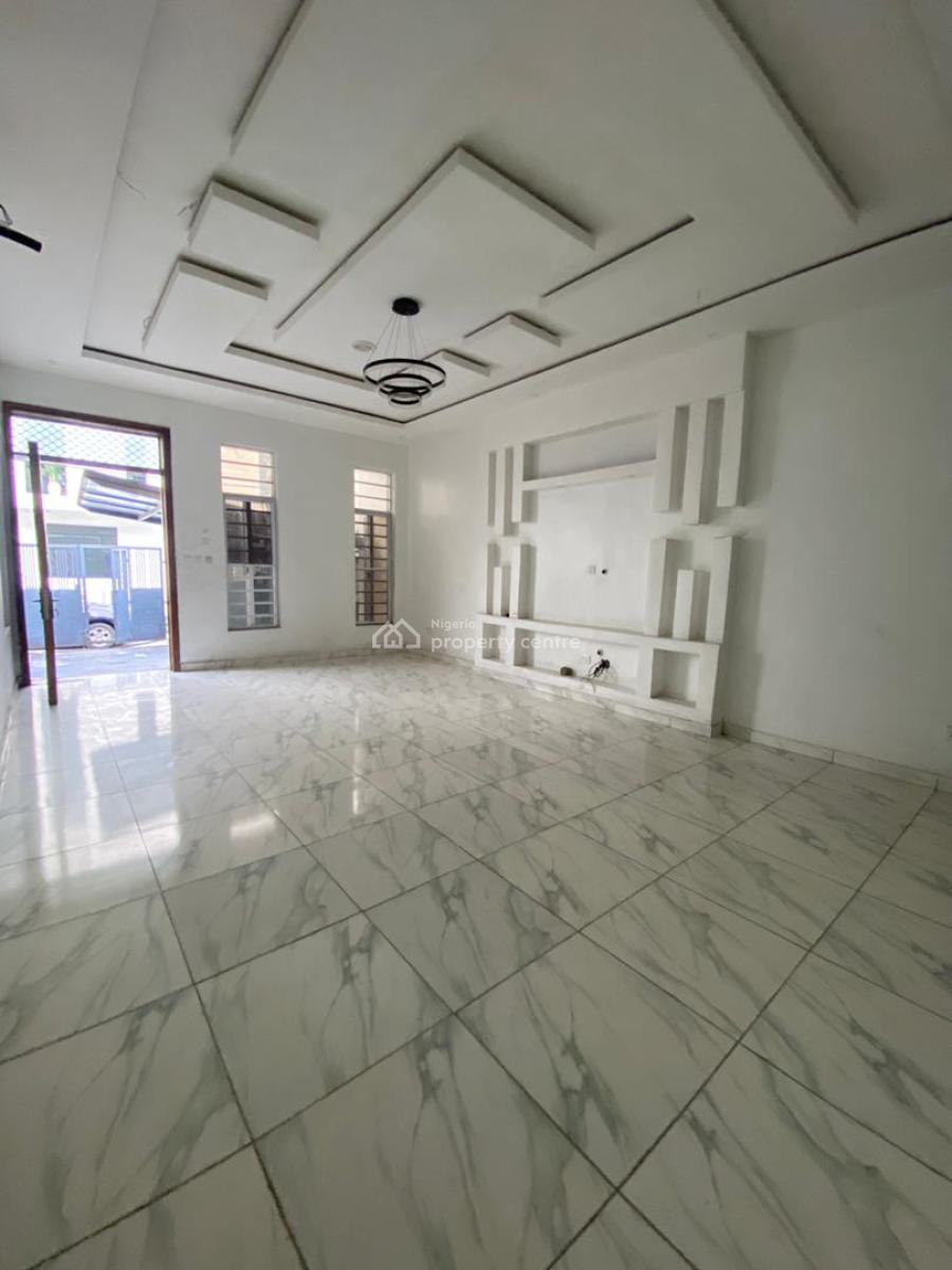 Luxurious and Spacious Studio Apartment with a Standard Kitchen, Oral Estate, Ikota, Lekki, Lagos, Self Contain (single Rooms) for Rent