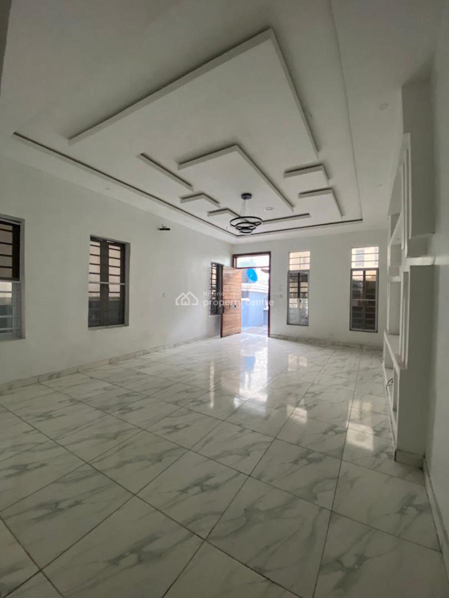 Luxurious and Spacious Studio Apartment with a Standard Kitchen, Oral Estate, Ikota, Lekki, Lagos, Self Contain (single Rooms) for Rent