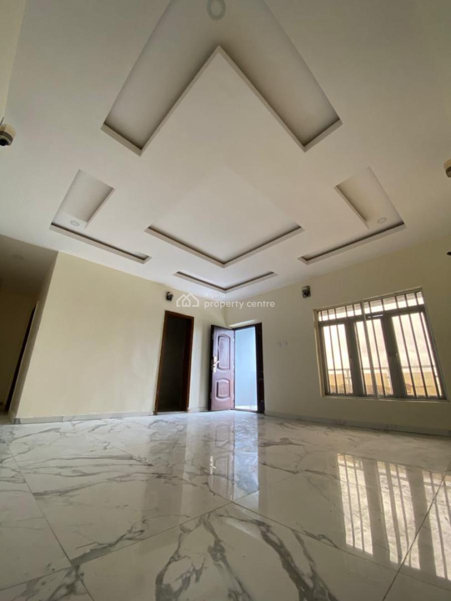 Spacious 3 Bedroom Flat, United Estate, Sangotedo, Ajah, Lagos, Flat / Apartment for Rent