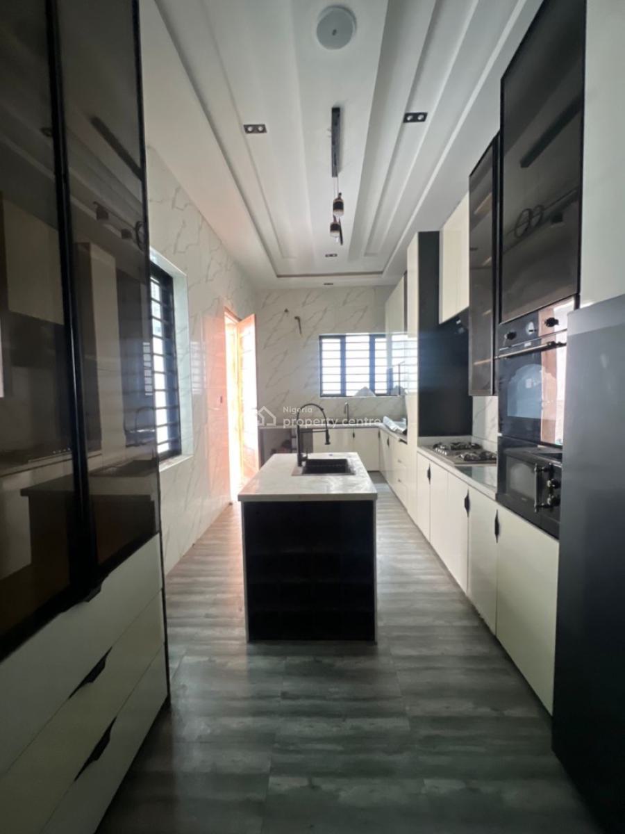 5 Bedroom Fully Detached Duplex with Swimming Pool , and Bq, Chevron, Lekki, Lagos, Detached Duplex for Sale