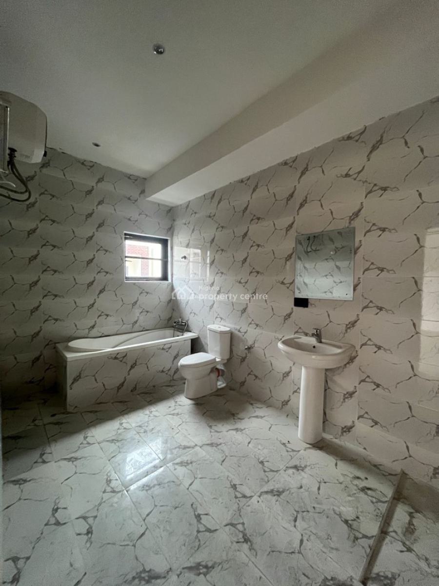 4 Bedroom Duplex with Bq, Lekki Right, Lekki Phase 1, Lekki, Lagos, Terraced Duplex for Rent
