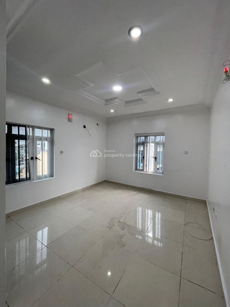 Spacious 2 Bedroom Flat, Chevron, Lekki, Lagos, House for Rent