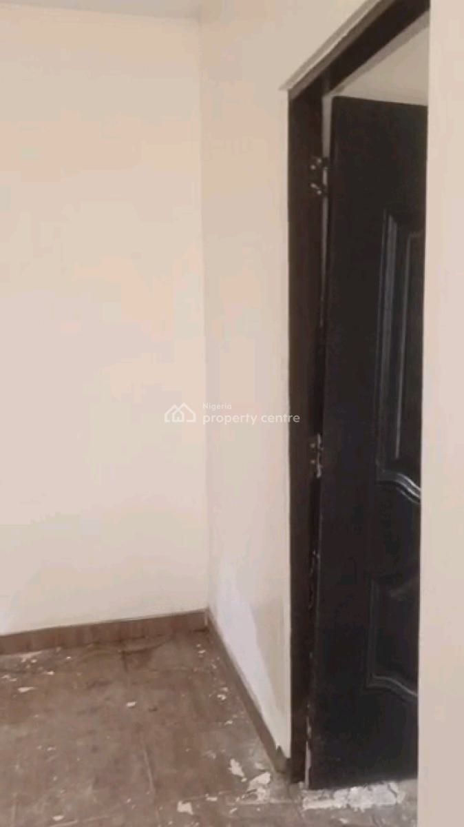 Newly Built an Finish an Finish 2 Bedroom Flat, Gbagada, Lagos, Flat / Apartment for Rent