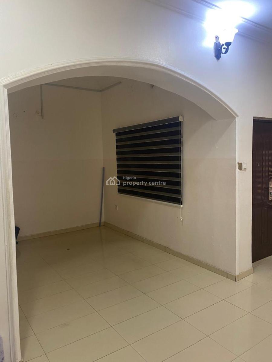 Self Contain, Ikate Elegushi, Lekki, Lagos, Self Contain (single Rooms) for Rent