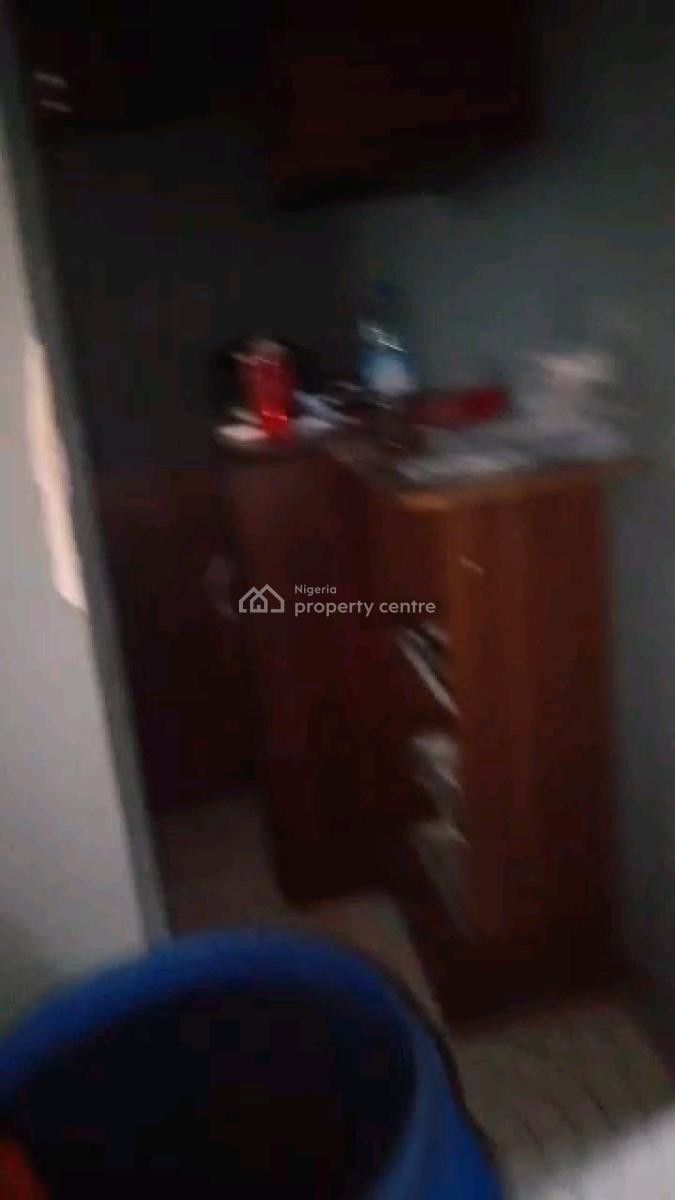 an Up Floor Miniflat, Adekunle, Yaba, Lagos, Mini Flat (room and Parlour) for Rent