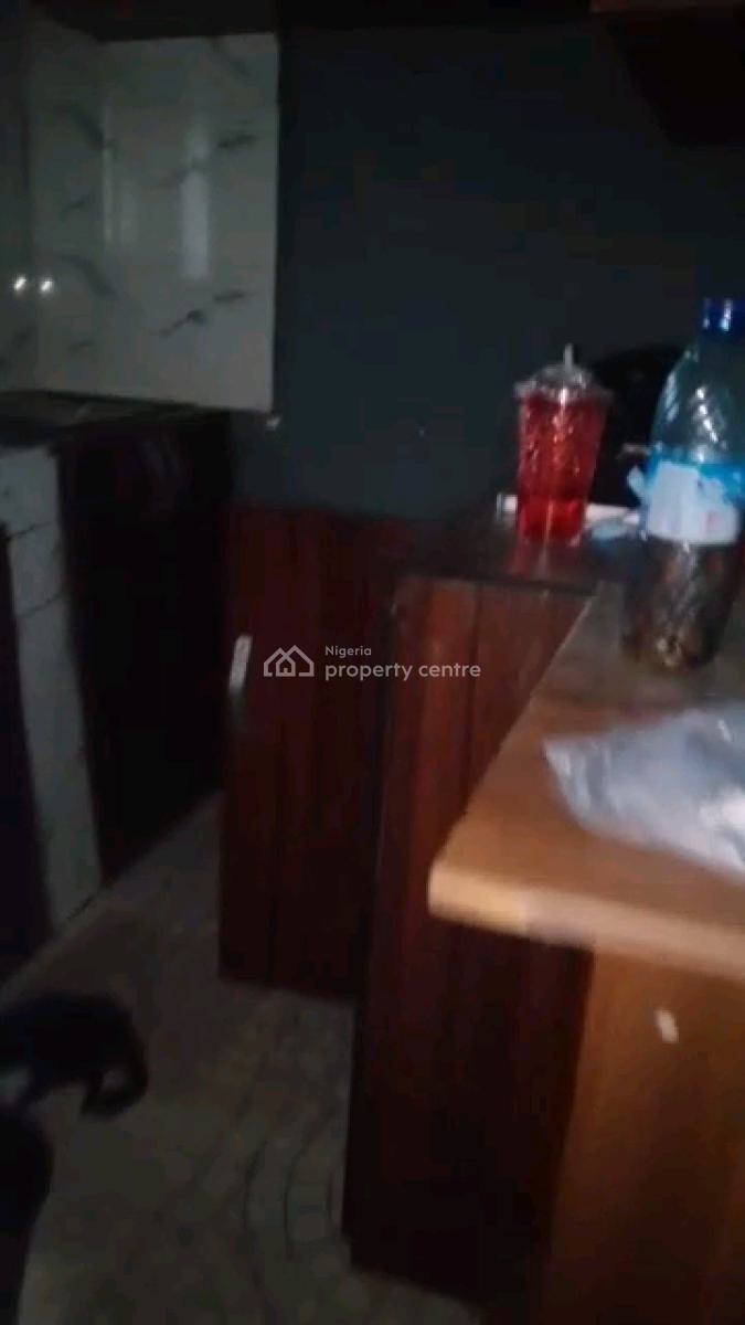 an Up Floor Miniflat, Adekunle, Yaba, Lagos, Mini Flat (room and Parlour) for Rent