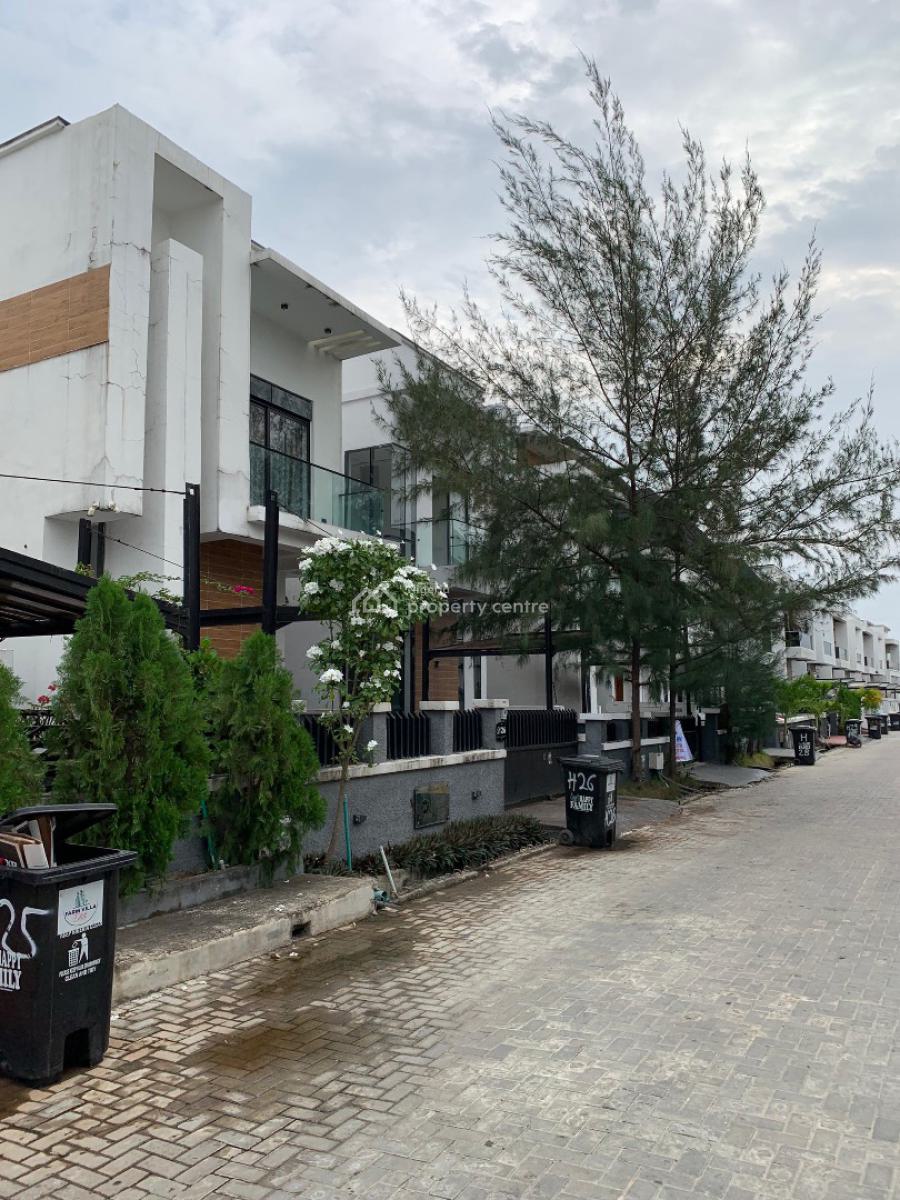 Luxury 3 Bedroom, Chevron, Lekki, Lagos, Semi-detached Duplex for Rent