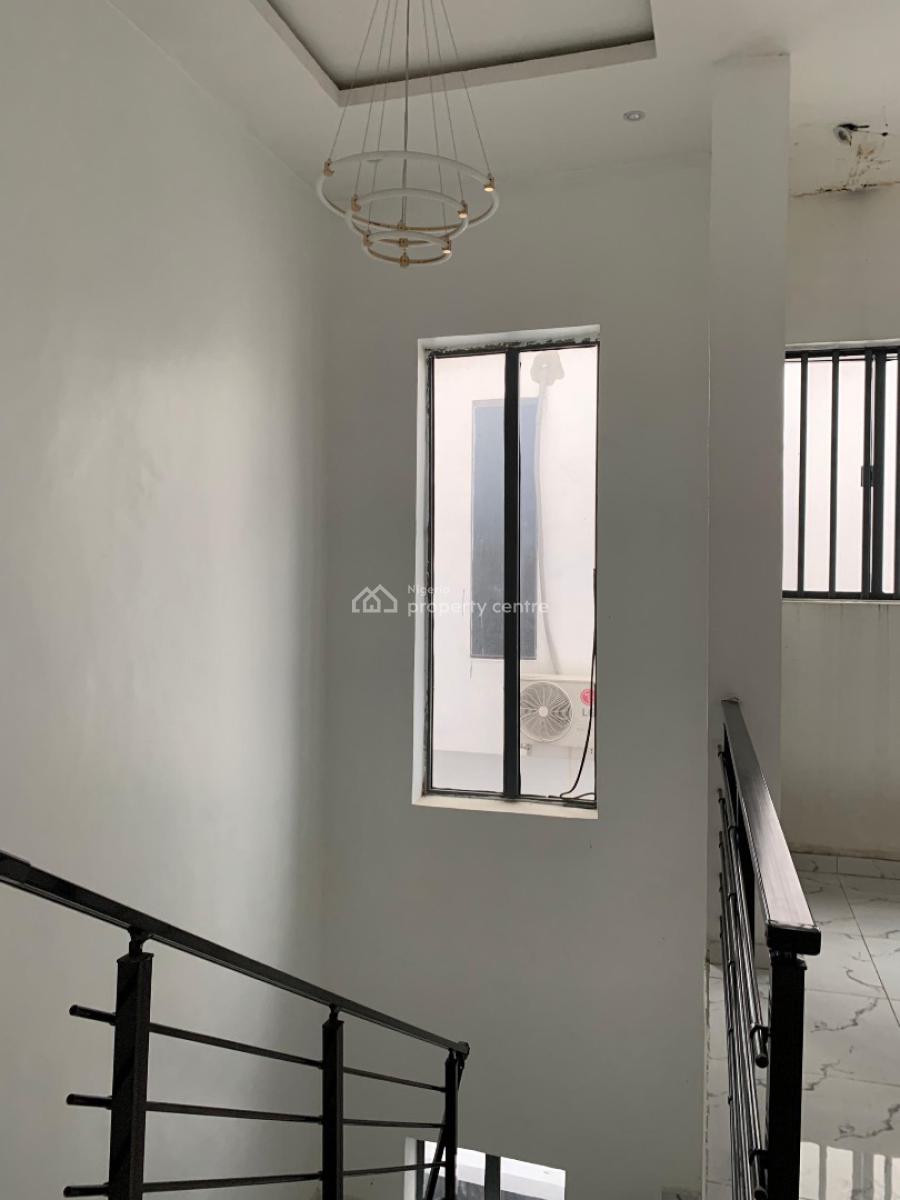 Luxury 3 Bedroom, Chevron, Lekki, Lagos, Semi-detached Duplex for Rent