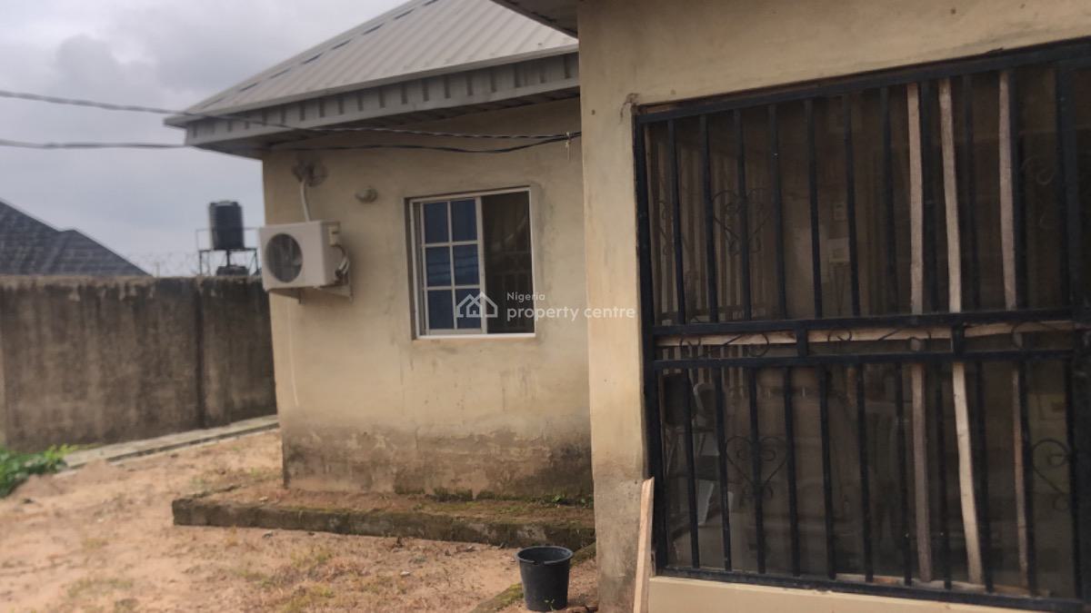 Spacious 3 Bedroom for Serious Buyer, Crd Behind New Site, Fha (f.h.a), Lugbe District, Abuja, Detached Bungalow for Sale
