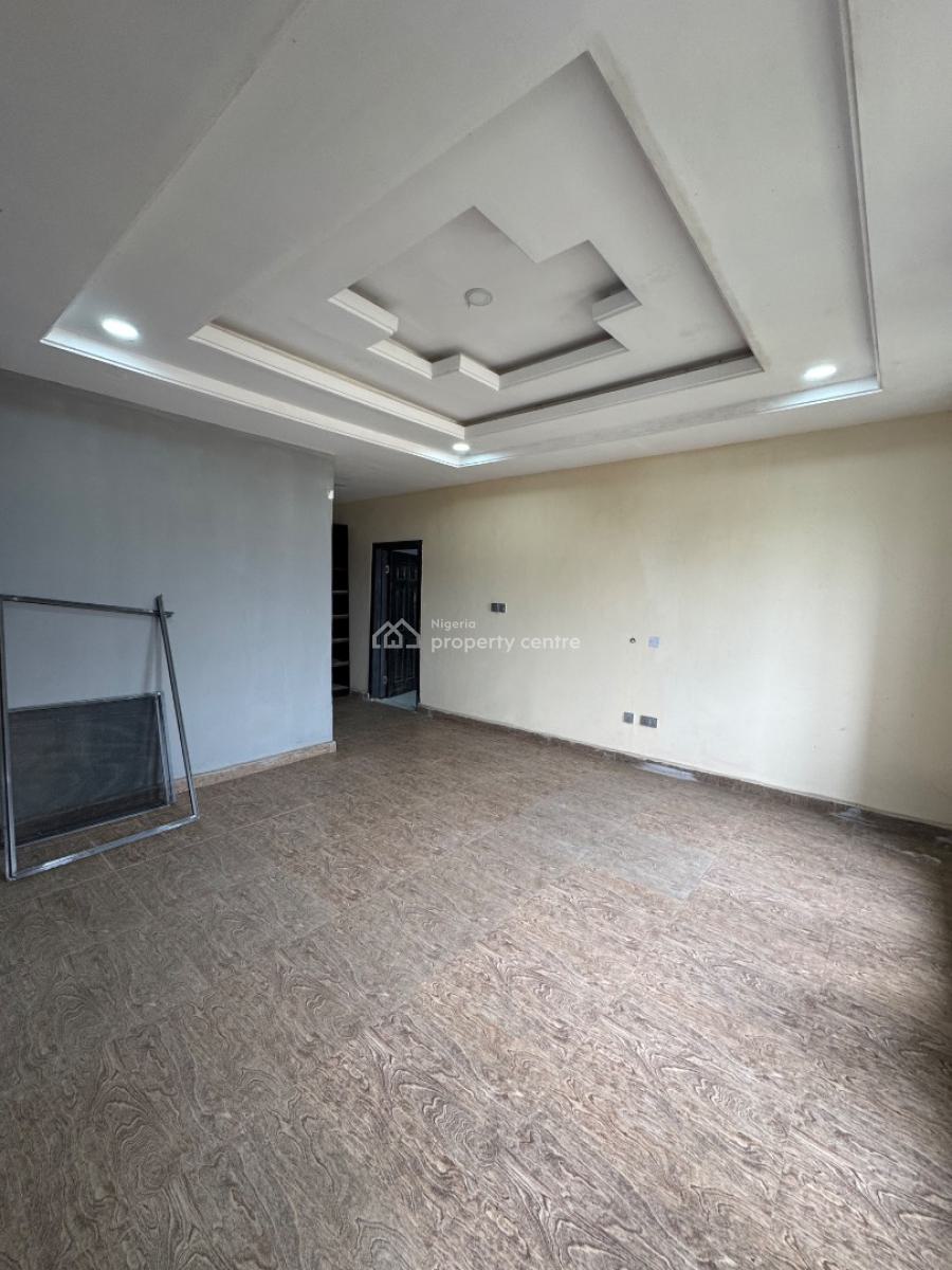 2 Bedroom Apartment, Mayeigun, Ologolo, Lekki, Lagos, Flat / Apartment for Rent