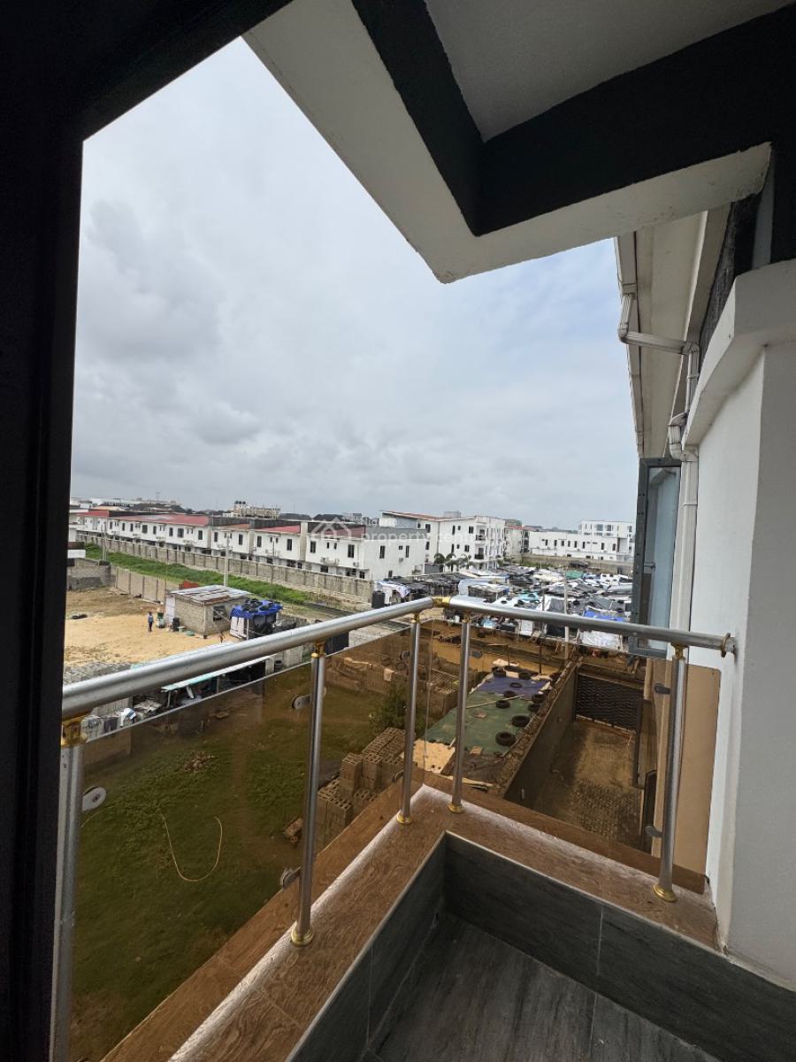 2 Bedroom Apartment, Mayeigun, Ologolo, Lekki, Lagos, Flat / Apartment for Rent