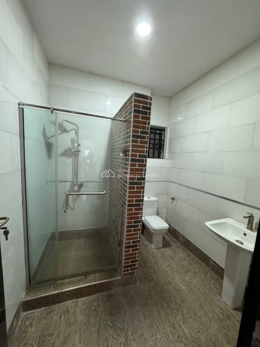 Self Contain, Mayeigun, Ologolo, Lekki, Lagos, Self Contain (single Rooms) for Rent