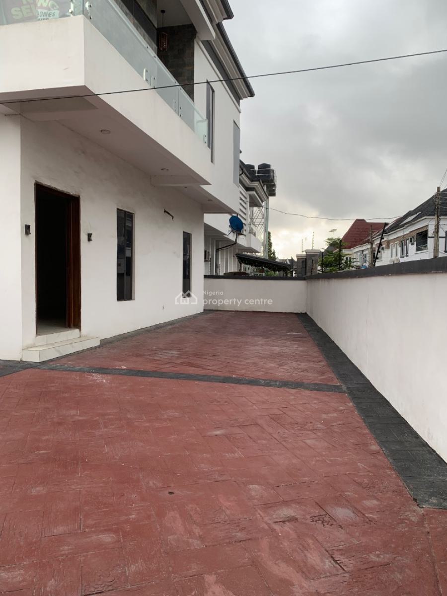 Elegant and Tastefully Built 5 Bedroom Detached, Chevron, Lekki, Lagos, Detached Duplex for Sale