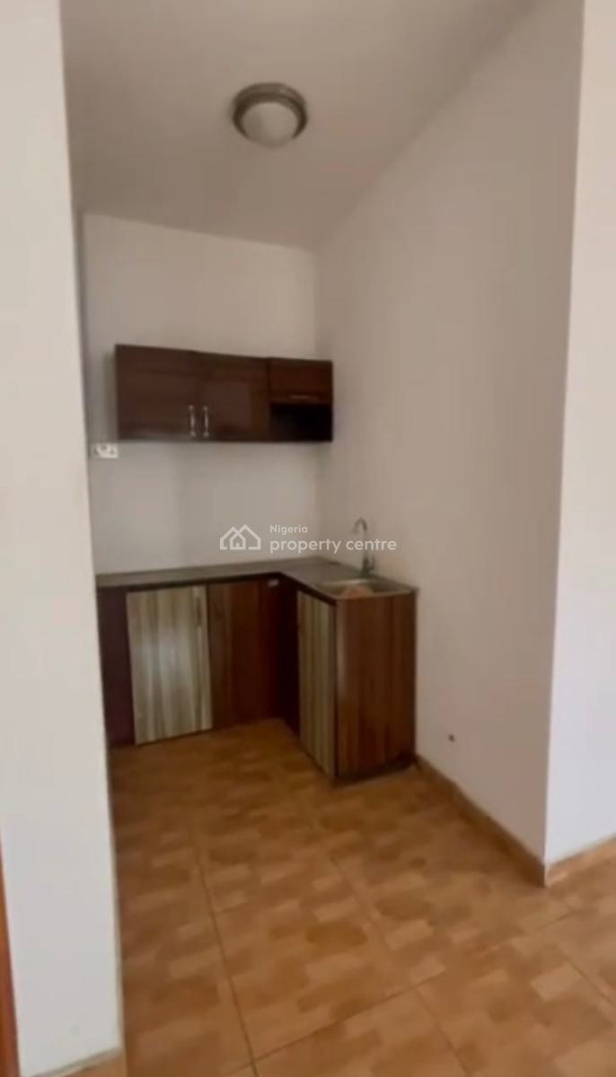 Self Contain, Agungi, Lekki, Lagos, Self Contain (single Rooms) for Rent