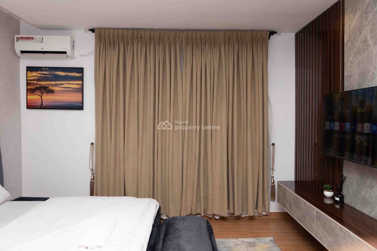 Smartly Designed 3 Bedroom Apartment with Top-notch Amenities, Chevron, Lekki, Lagos, Flat / Apartment Short Let