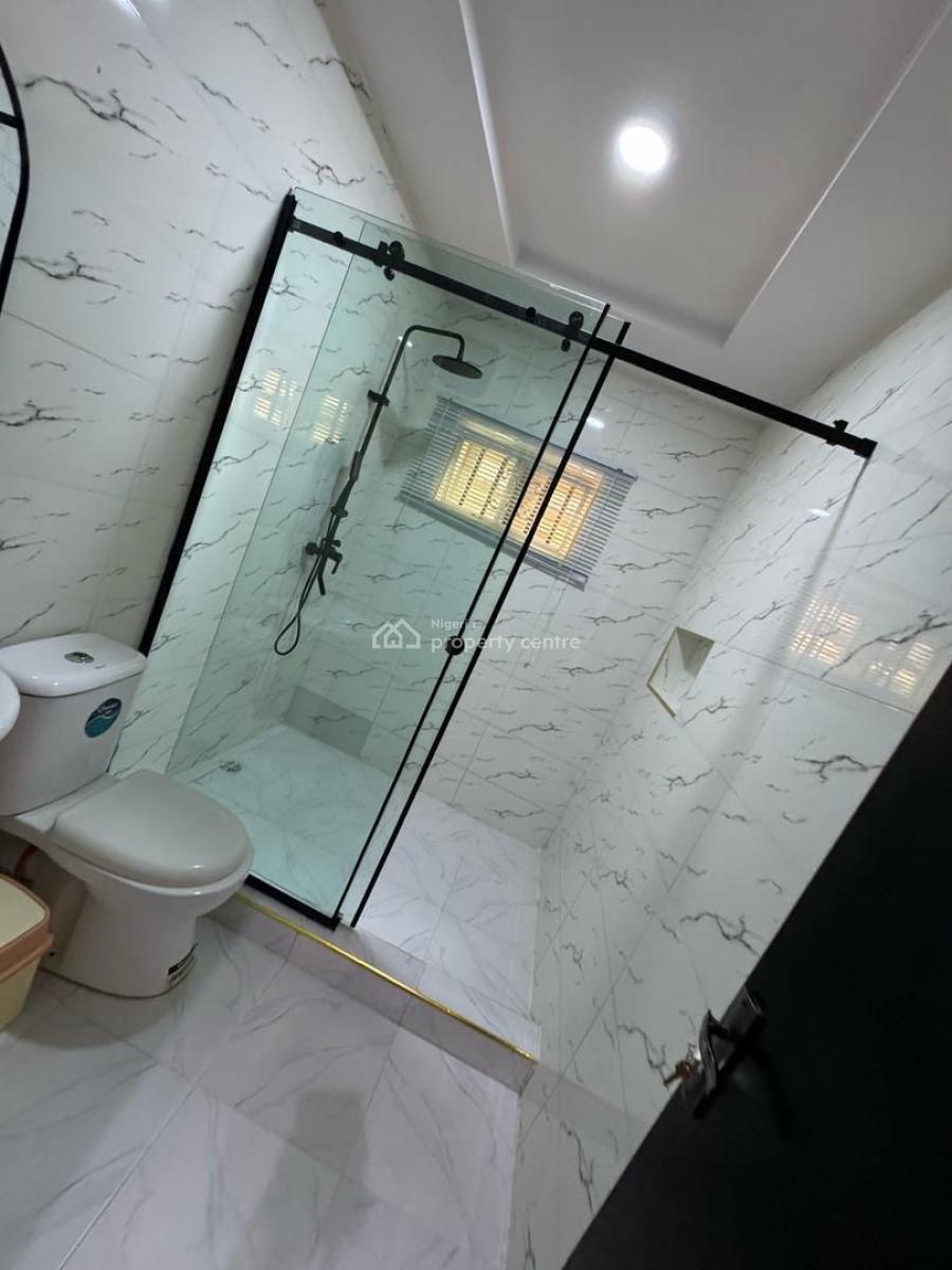 Smartly Designed 3 Bedroom Apartment with Top-notch Amenities, Chevron, Lekki, Lagos, Flat / Apartment Short Let