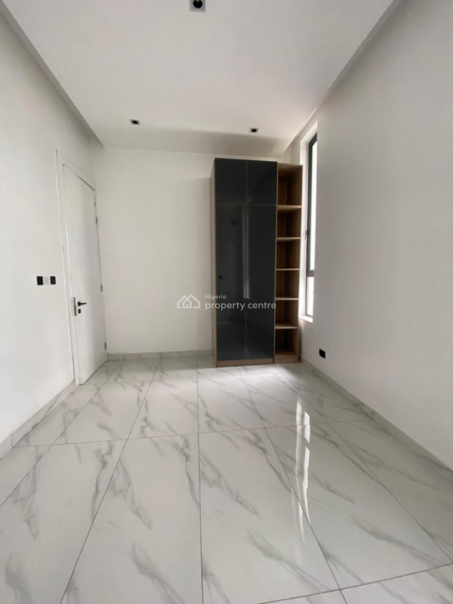 5 Bedrooms Fully Detached Duplex with a Room Bq, Ikota, Lekki, Lagos, Detached Duplex for Sale