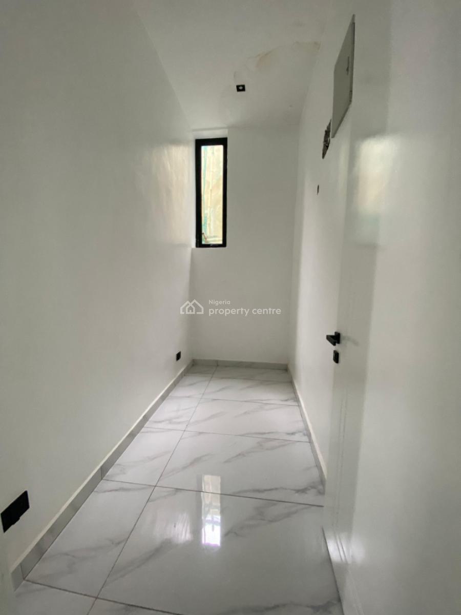 5 Bedrooms Fully Detached Duplex with a Room Bq, Ikota, Lekki, Lagos, Detached Duplex for Sale