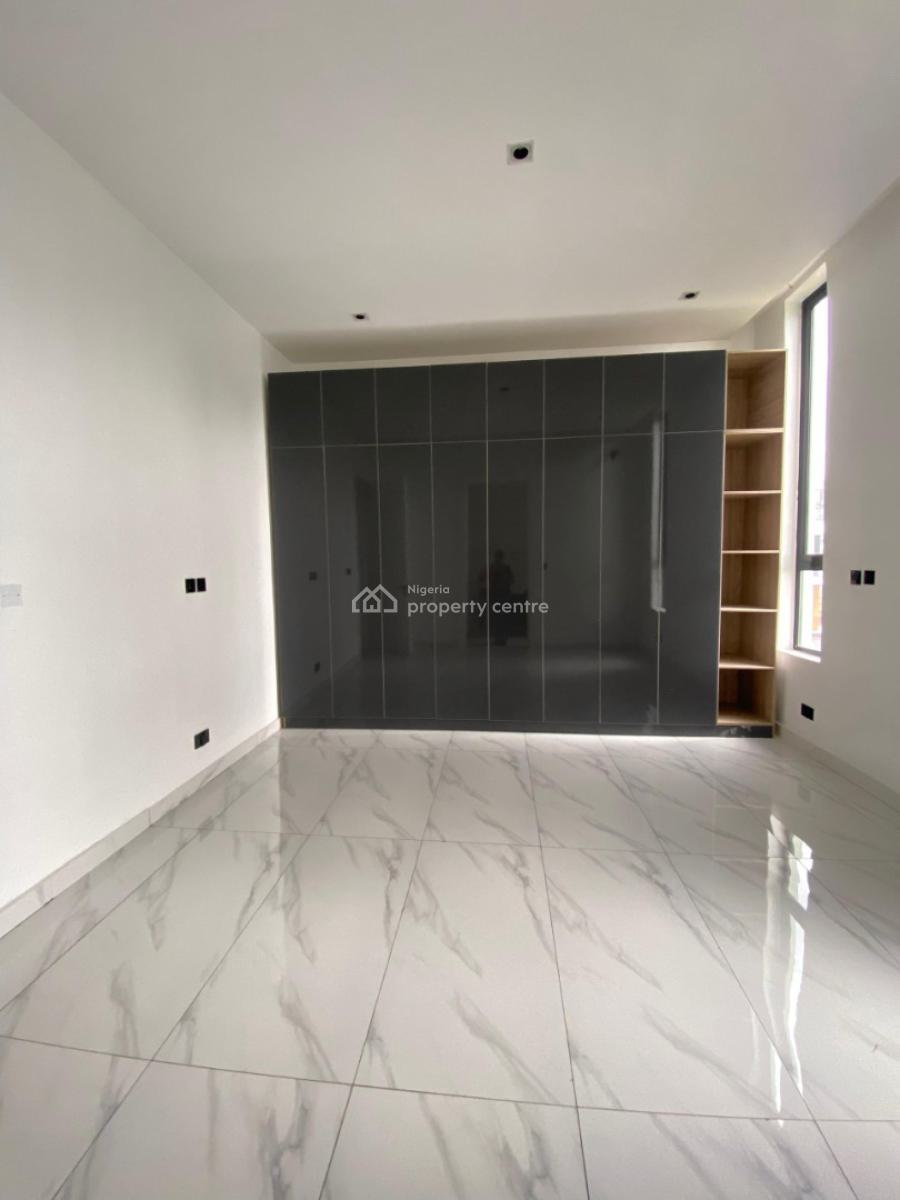 5 Bedrooms Fully Detached Duplex with a Room Bq, Ikota, Lekki, Lagos, Detached Duplex for Sale