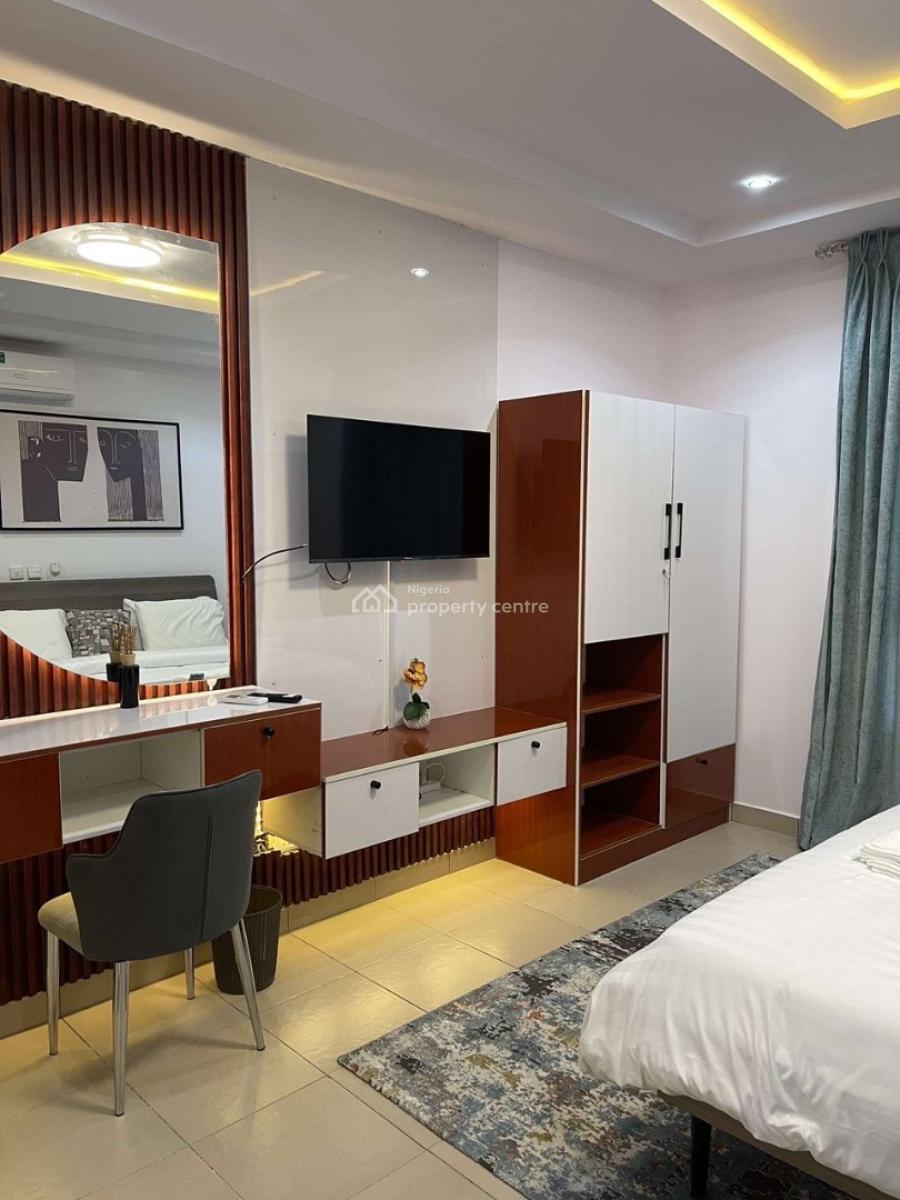 Fantastic 3 Bedroom Apartment, Osapa, Lekki, Lagos, Flat / Apartment Short Let
