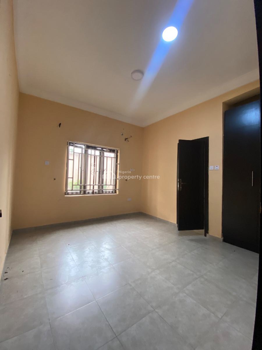 Luxury 3 Bedroom Apartment with Excellent Facilities, By Lagos Business School, Ajah, Lagos, Flat / Apartment for Rent