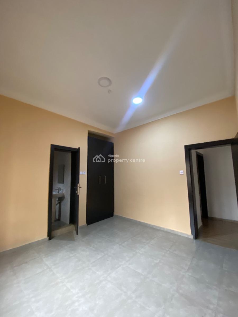 Luxury 3 Bedroom Apartment with Excellent Facilities, By Lagos Business School, Ajah, Lagos, Flat / Apartment for Rent