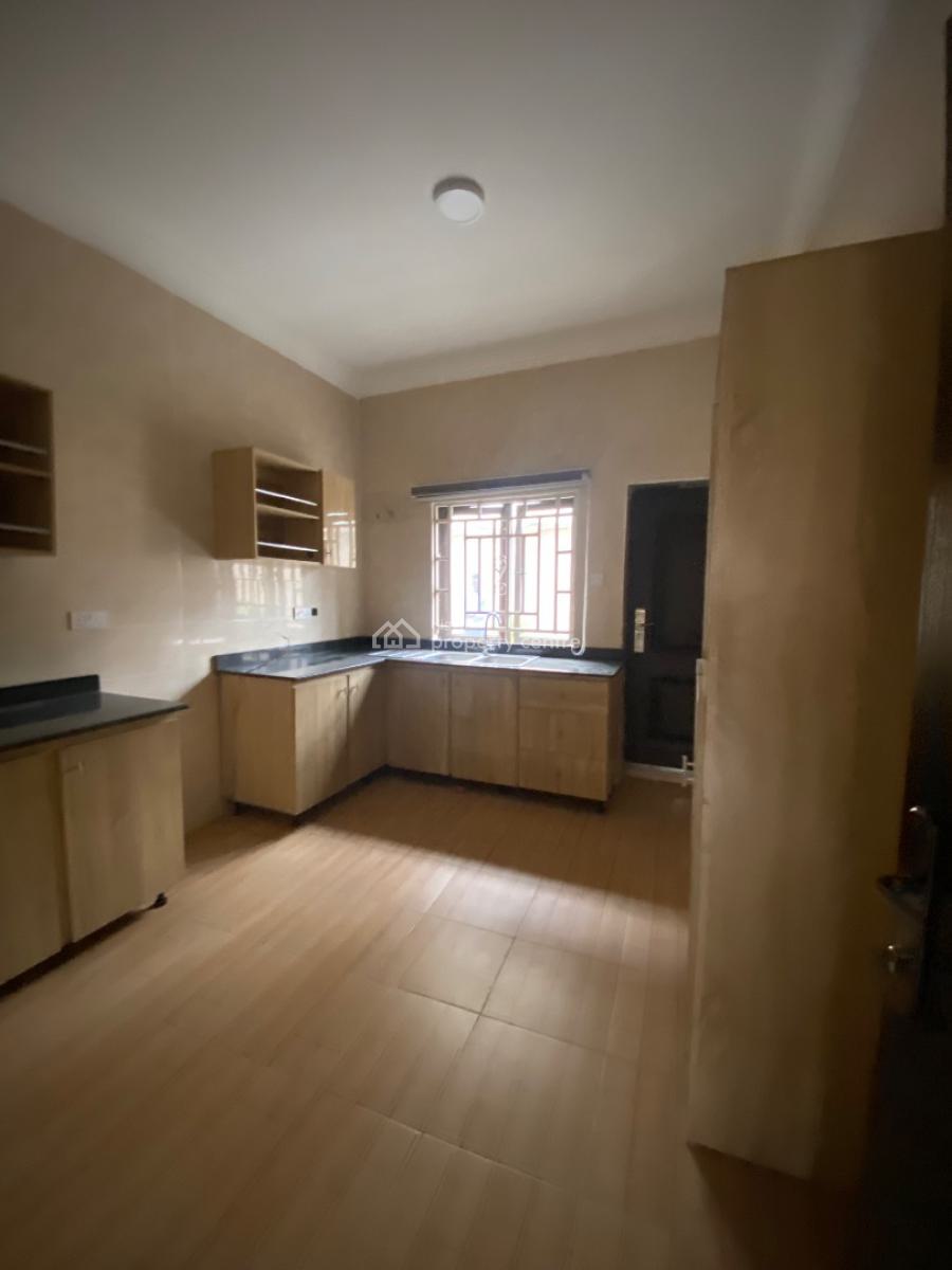 Luxury 3 Bedroom Apartment with Excellent Facilities, By Lagos Business School, Ajah, Lagos, Flat / Apartment for Rent