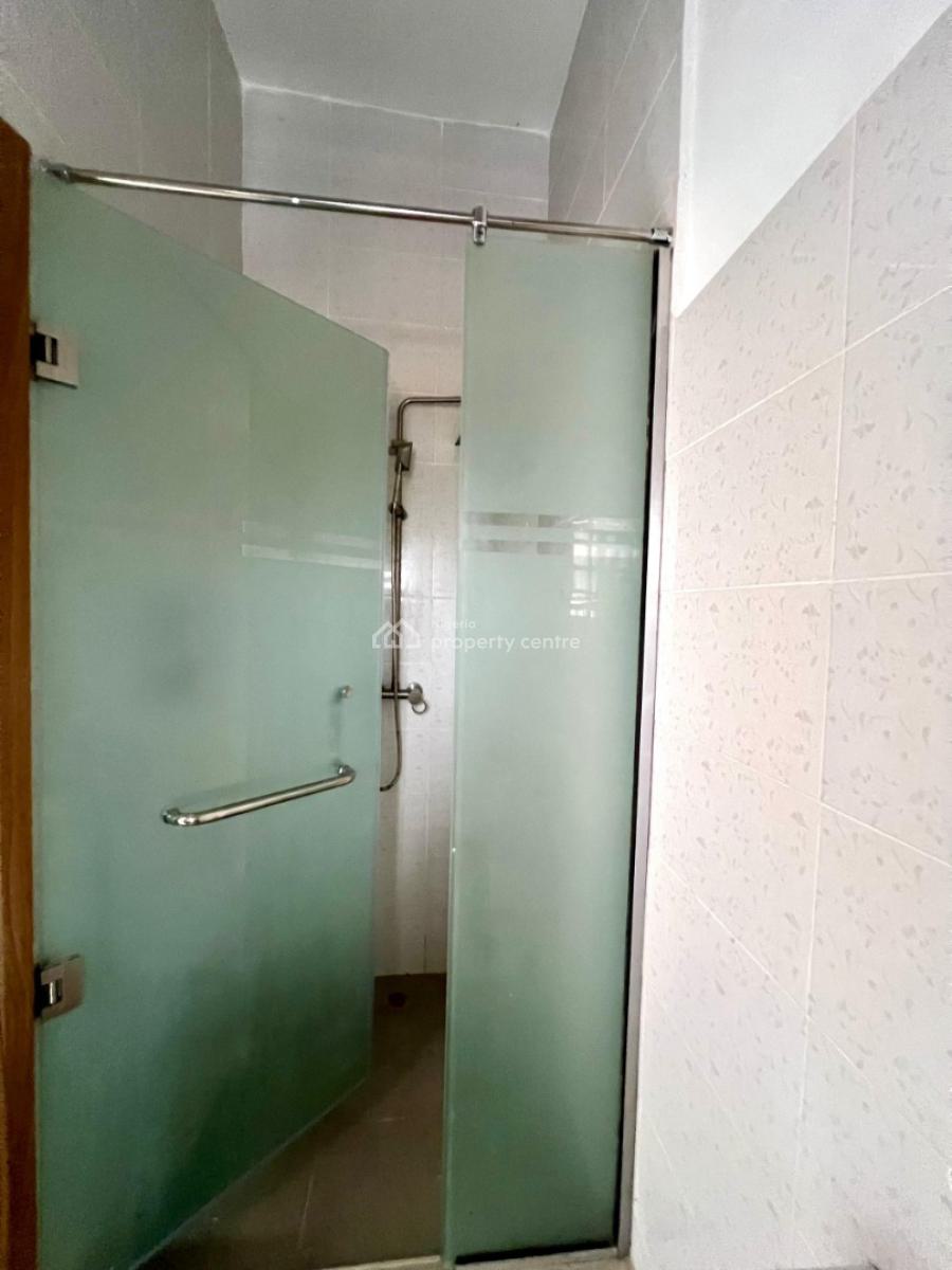 Newly Built 2 Bedroom Apartment, Lekki Phase 1, Lekki, Lagos, Flat / Apartment for Sale