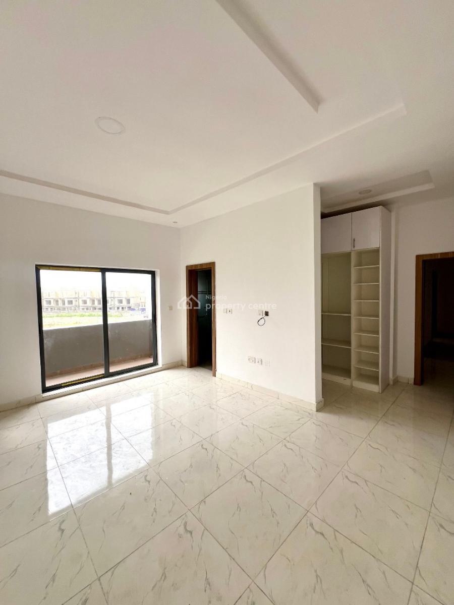 Newly Built 2&3 Bedroom Apartment with Bq and Gym, Lekki, Phase 1, Lekki Phase 1, Lekki, Lagos, Block of Flats for Sale