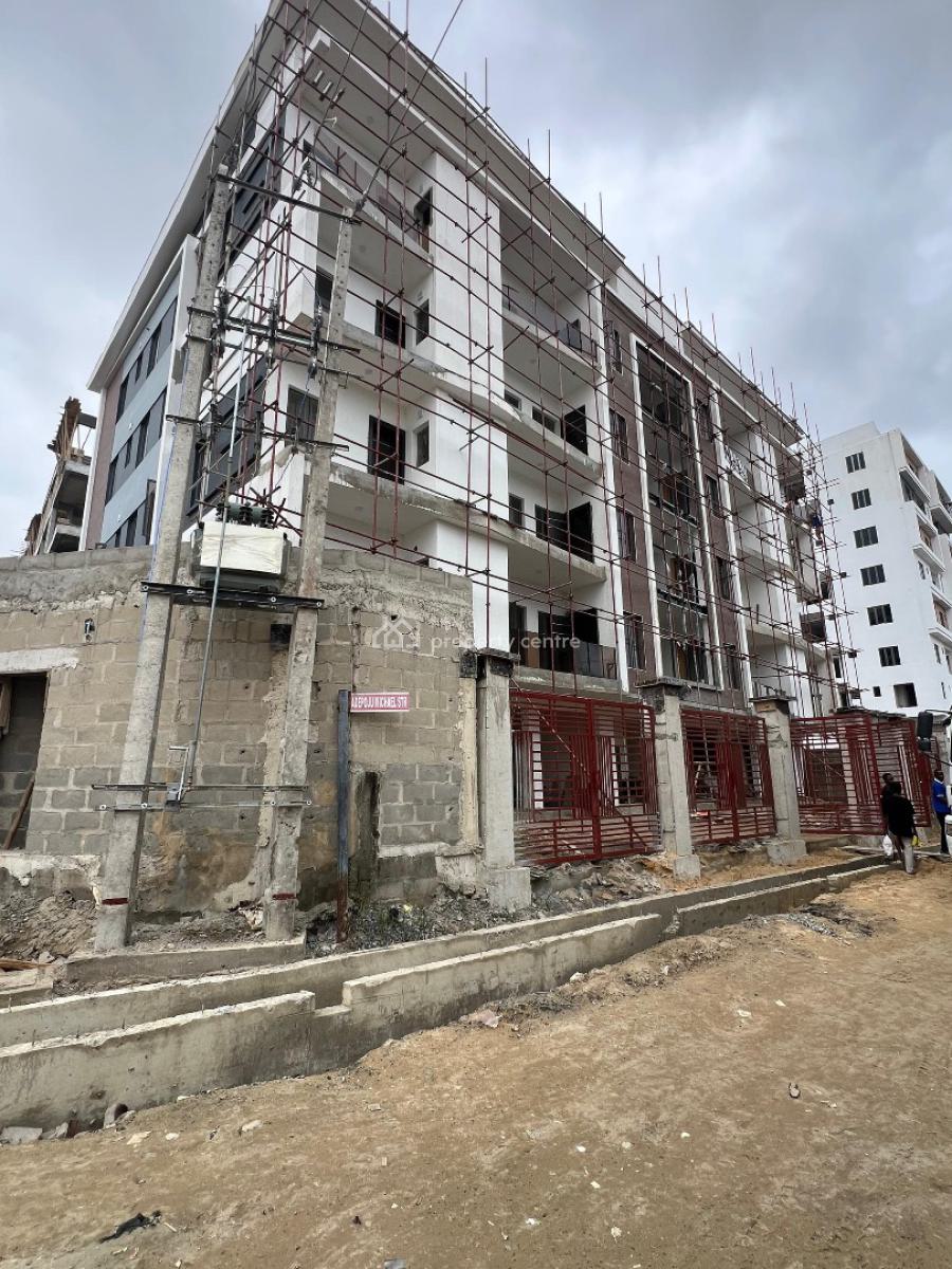 Spacious & Newly Built 4 Bedroom Apartment with Bq, Cinema and Elevator, Lekki Phase 1, Lekki, Lagos, Block of Flats for Sale