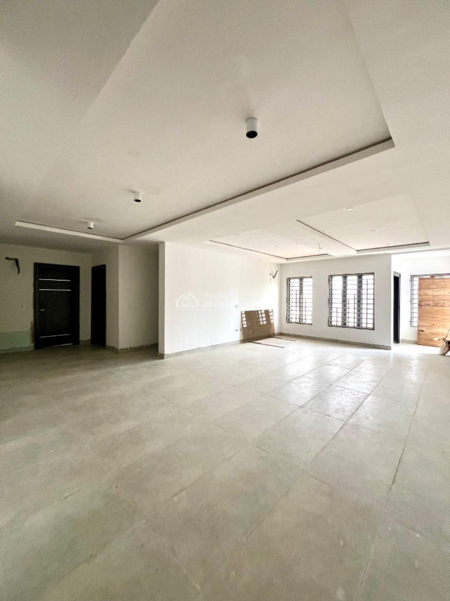 Spacious & Newly Built 4 Bedroom Apartment with Bq, Cinema and Elevator, Lekki Phase 1, Lekki, Lagos, Block of Flats for Sale