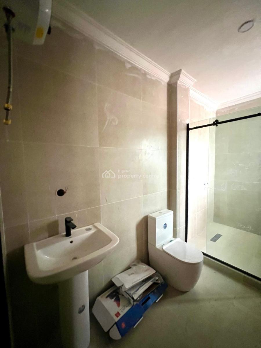 Spacious & Newly Built 4 Bedroom Apartment with Bq, Cinema and Elevator, Lekki Phase 1, Lekki, Lagos, Block of Flats for Sale