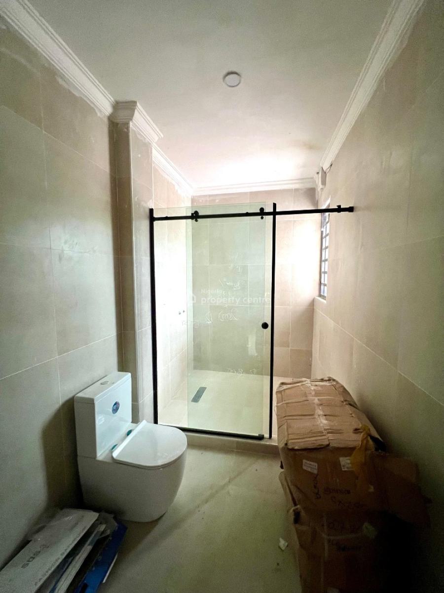 Spacious & Newly Built 4 Bedroom Apartment with Bq, Cinema and Elevator, Lekki Phase 1, Lekki, Lagos, Block of Flats for Sale