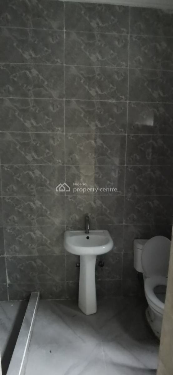 Luxury 3 Bedroom Apartment, Off Prime Waters Estate, Ikate Elegushi, Lekki, Lagos, Flat / Apartment for Rent