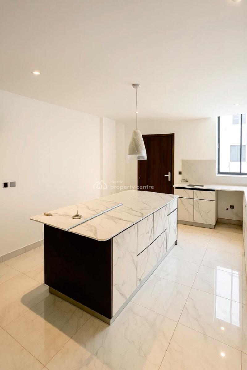 Exquisite 3 Bedroom Loft in a New Estate, Off Freedom Way, Lekki Phase 1, Lekki, Lagos, Flat / Apartment for Rent
