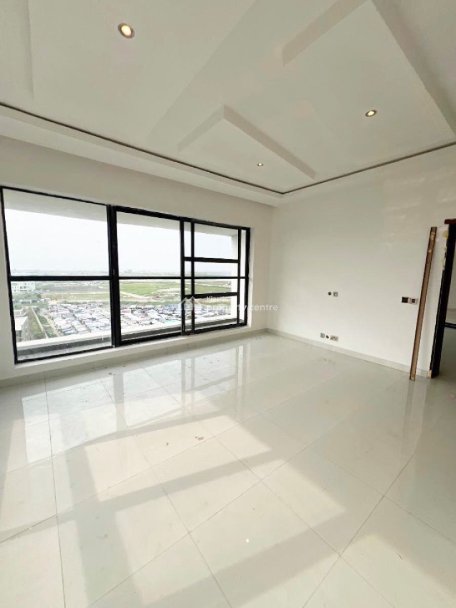 Exquisite 3 Bedroom Loft in a New Estate, Off Freedom Way, Lekki Phase 1, Lekki, Lagos, Flat / Apartment for Rent